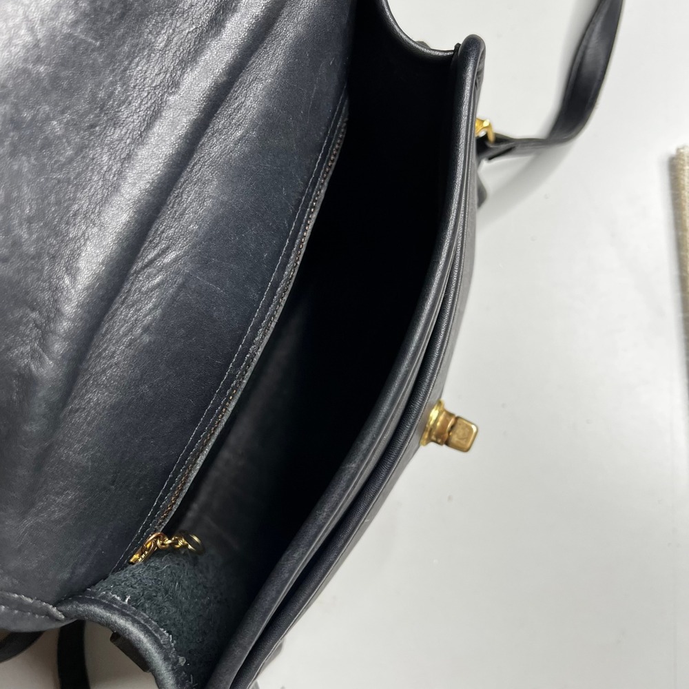 Vintage Coach Regina Bag 9983 Black Leather Crossbody Turnlock Top Handle USA - Picture 3 of 11